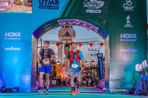 BIB: 123, 5152
                            <button type="button" onclick="openModal(21810881)" class="btn btn-primary btn-sm float-right btn-popup" data-toggle="modal" data-target=".modal-high-quality">
                        <i class="fas fa-shopping-cart"></i> Add to Cart
                    </button>
                                            <button type="button" onclick="isThisMe(21810881, true)" class="btn btn-success btn-sm float-right btn-popup btn-isme hidden" data-toggle="tooltip" data-placement="bottom" title="นี่คือรูปของคุณใช่ไหม คลิกที่นี่เพื่อเอาเข้าอัลบั้ม">
                        <i class="fas fa-plus"></i> Add to album
                    </button>
                    <button type="button" onclick="isThisMe(21810881, false)" class="btn btn-warning btn-sm float-right btn-popup btn-isnotme hidden">
                        <i class="fas fa-ban"></i> Remove from album
                    </button>